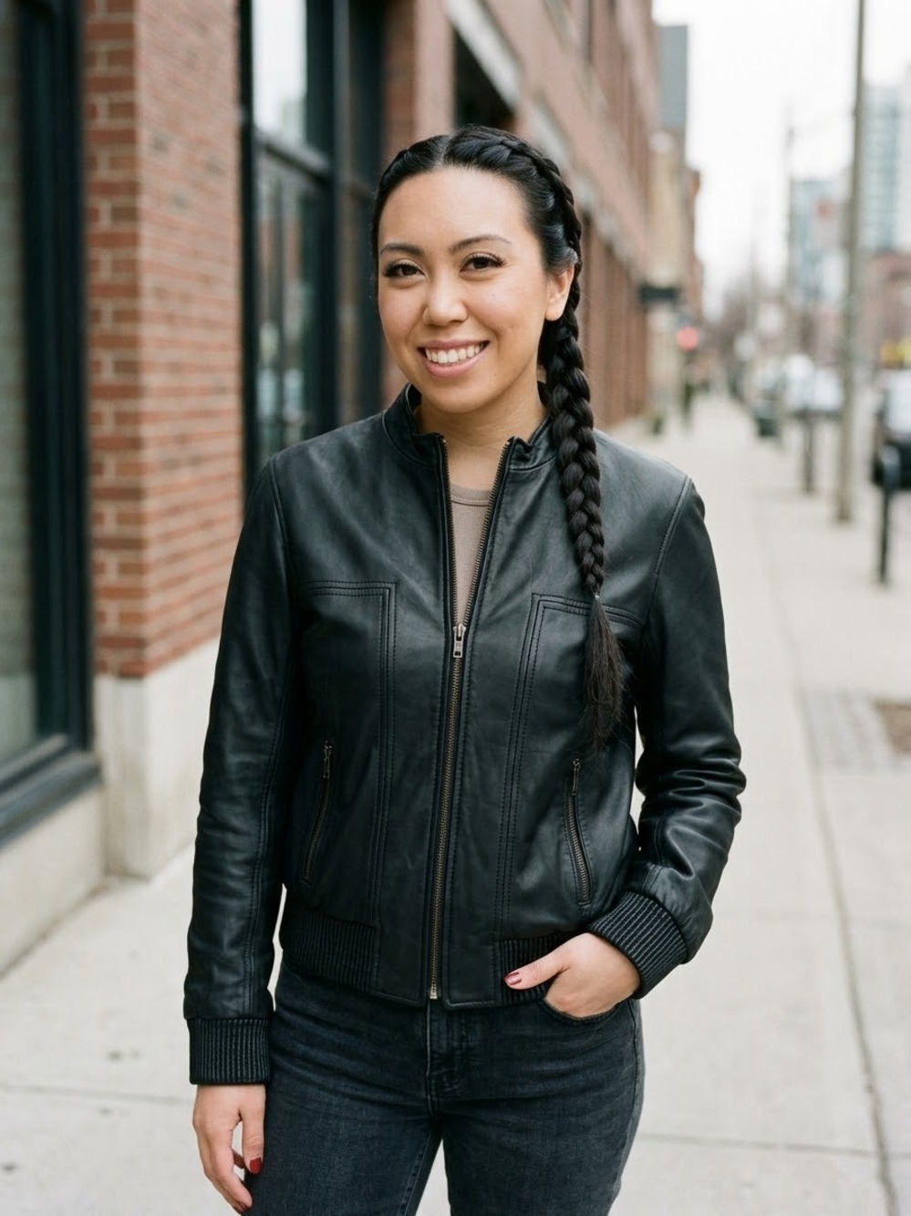 DANIER Women's Black Leather Bomber Jacket - Size L